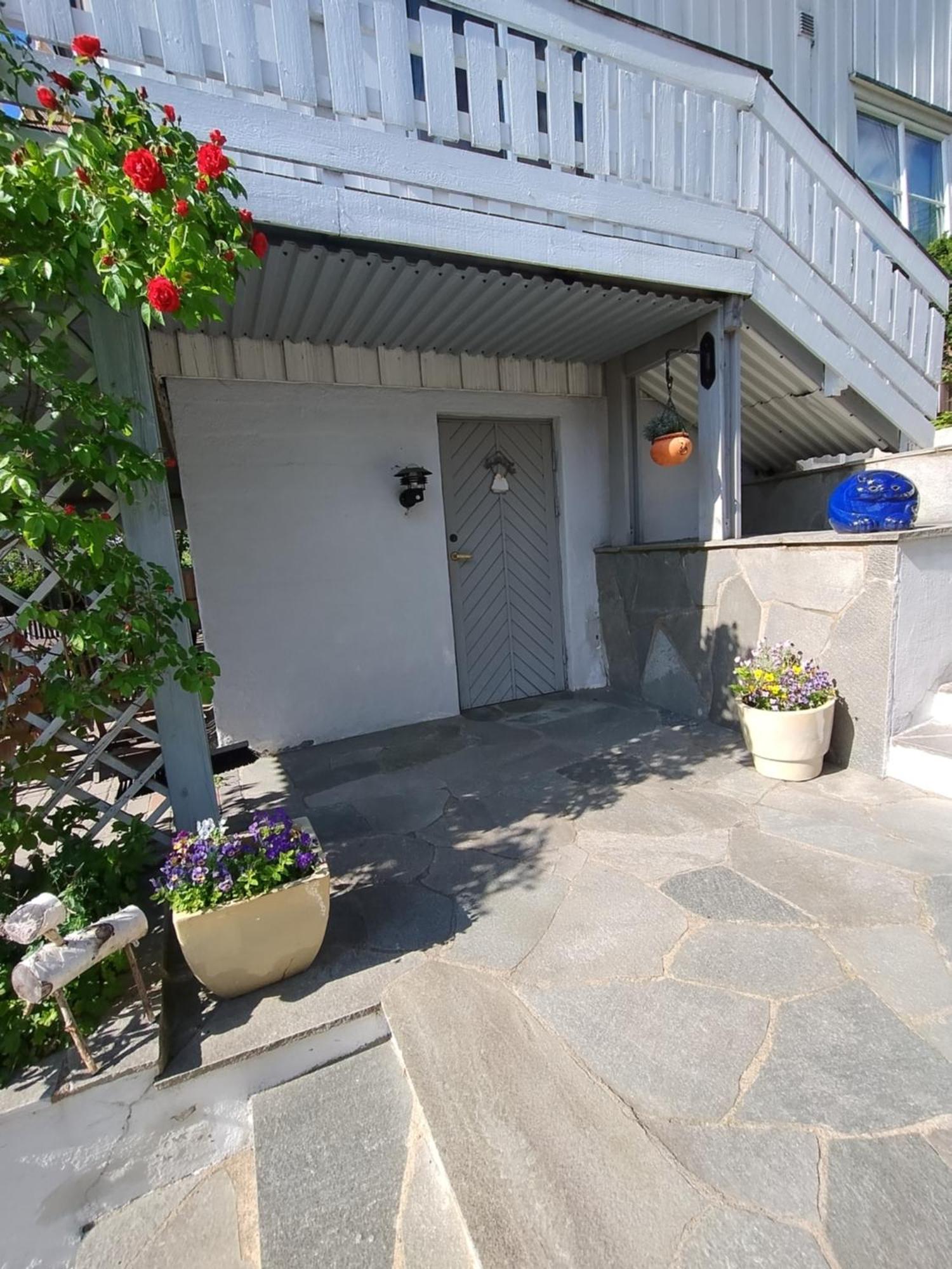 Lejlighed Koselig Liten Med Hyggelig Uteplass Kragerø